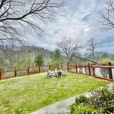 5Bedrooms*4King Beds*Outstanding Location*Hottub* Sevierville Exteriör bild