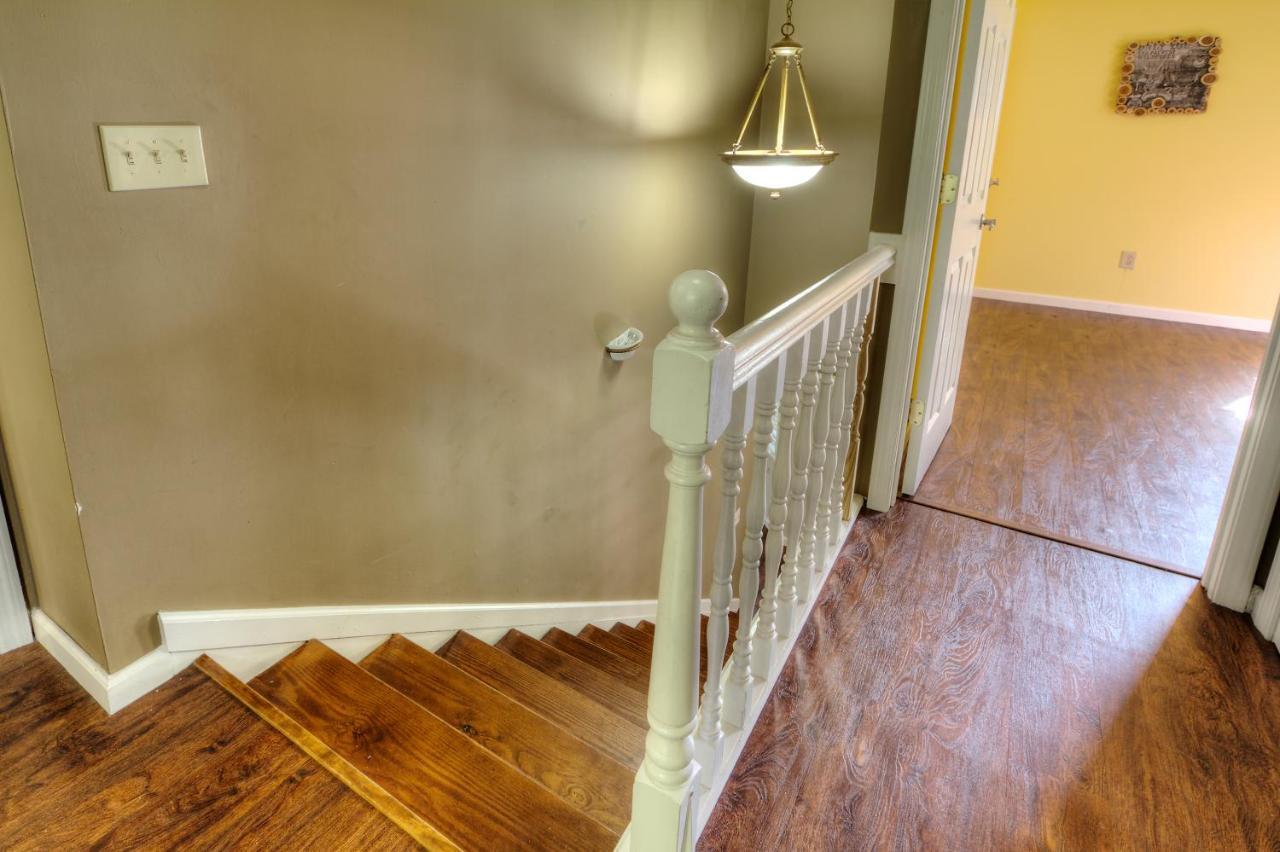 5Bedrooms*4King Beds*Outstanding Location*Hottub* Sevierville Exteriör bild