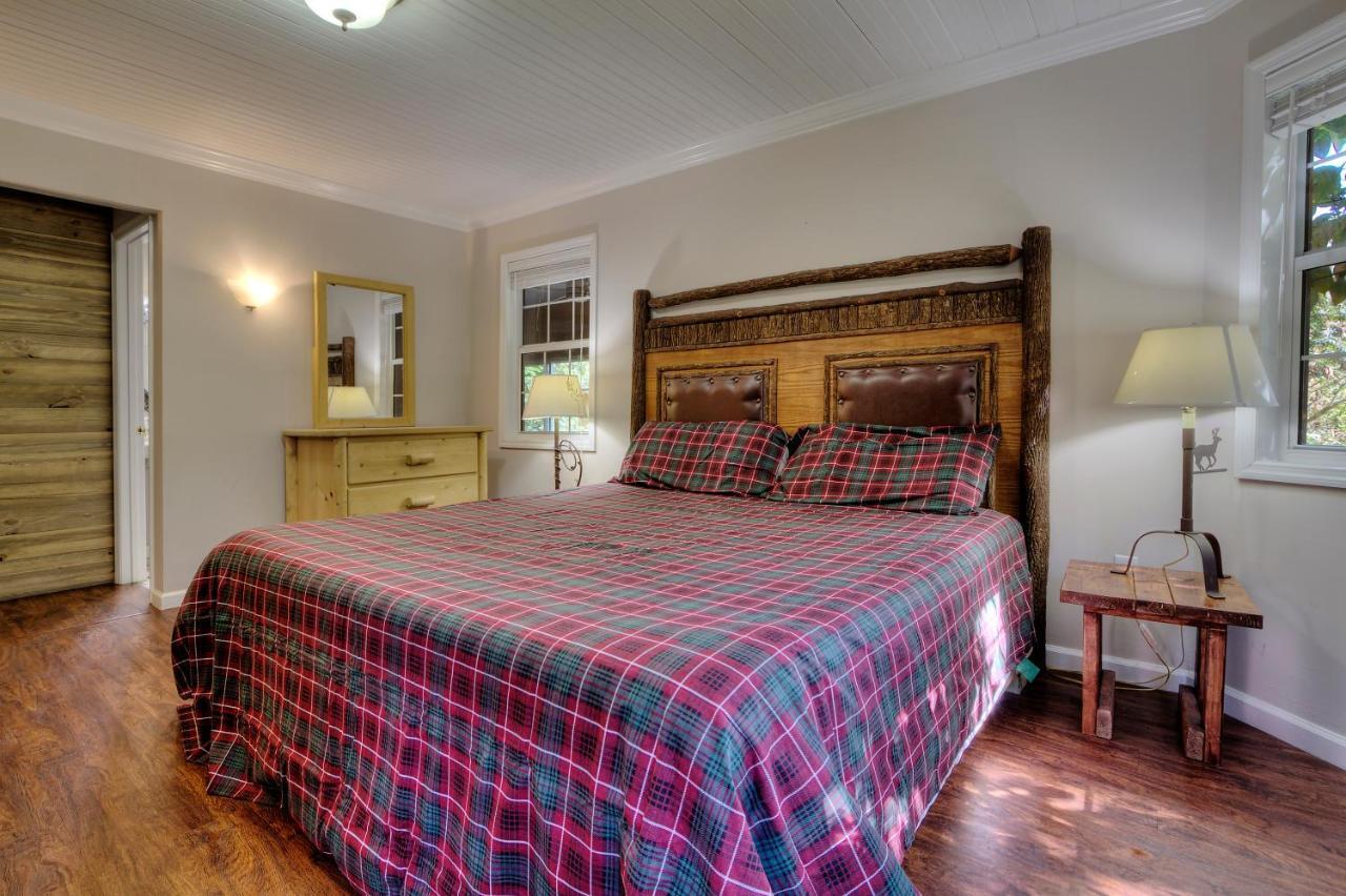 5Bedrooms*4King Beds*Outstanding Location*Hottub* Sevierville Exteriör bild